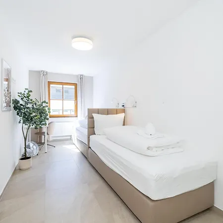 Apartamento Close To River And - Group *